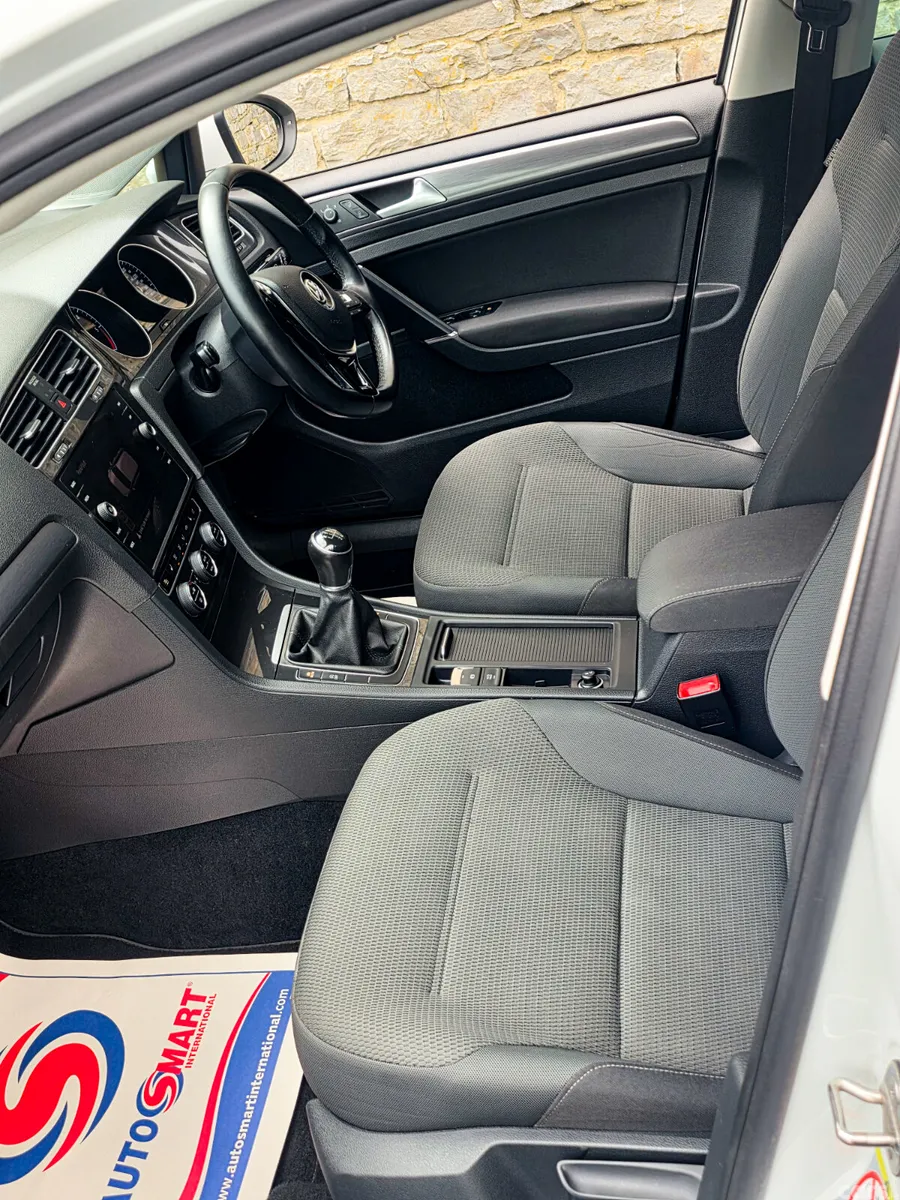 Volkswagen Golf Hatchback, Diesel, 2019, White