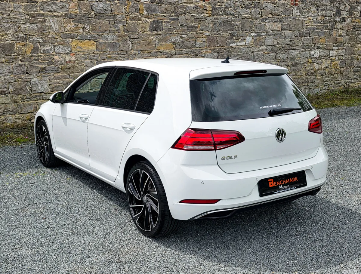 Volkswagen Golf Hatchback, Diesel, 2019, White