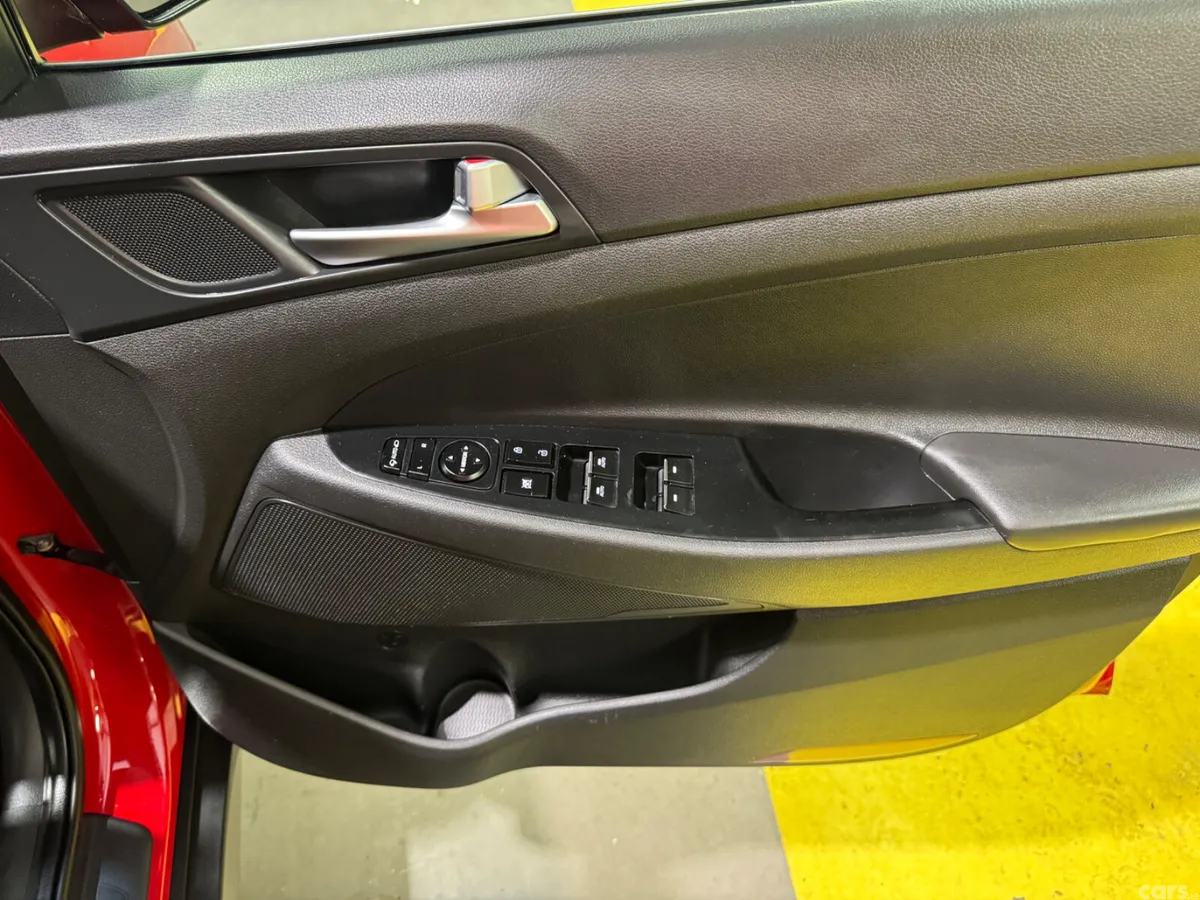 Hyundai Tucson SUV, Diesel, 2019, Red