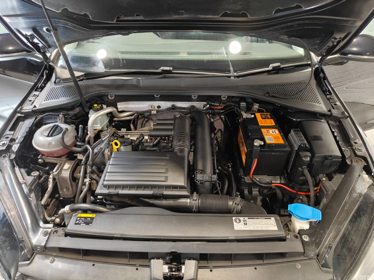 Volkswagen Golf Estate, Petrol, 2014, Black