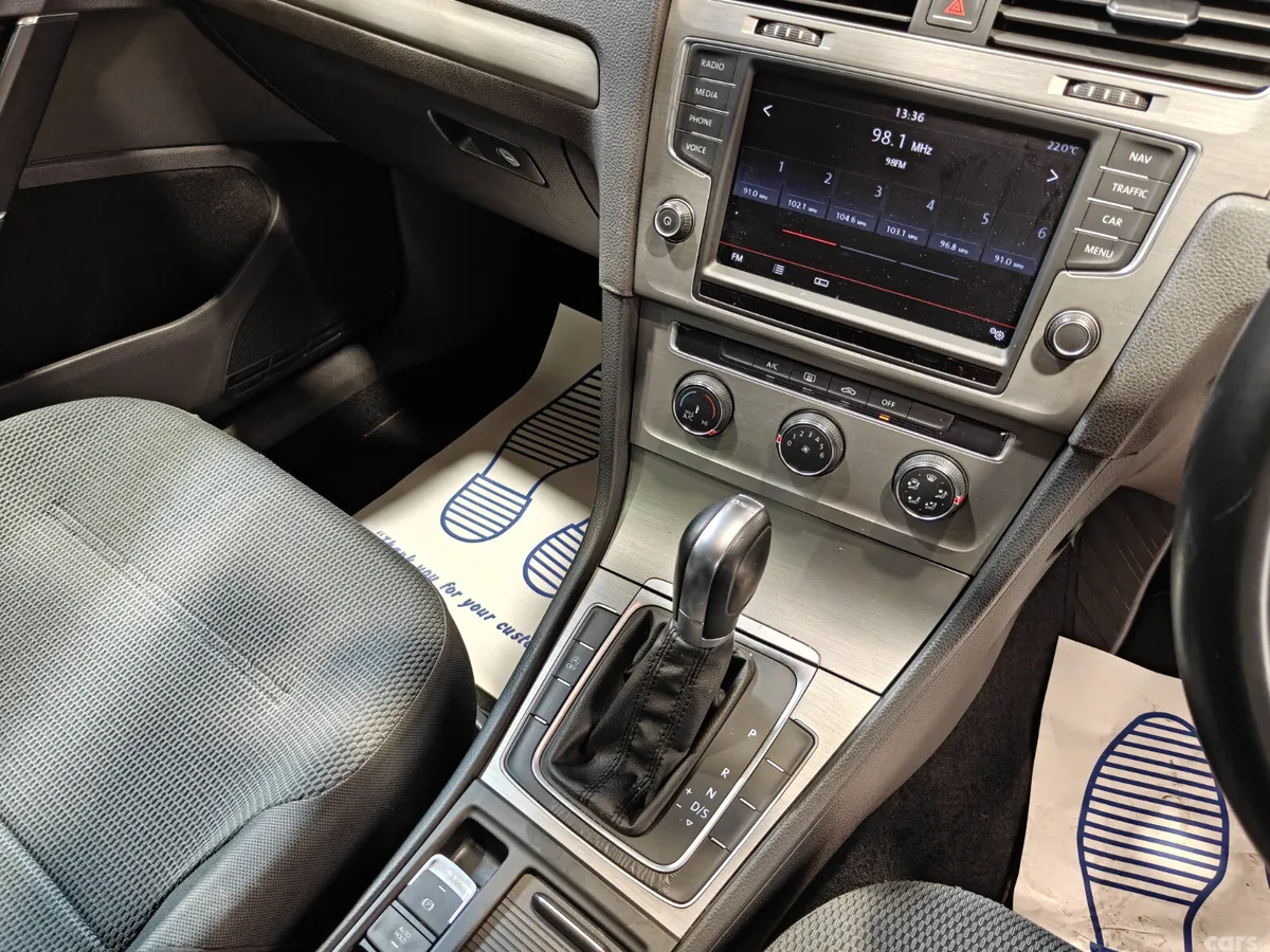 Volkswagen Golf Estate, Petrol, 2014, Black