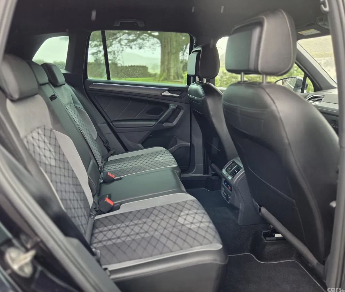 Volkswagen Tiguan SUV, Diesel, 2021, Black