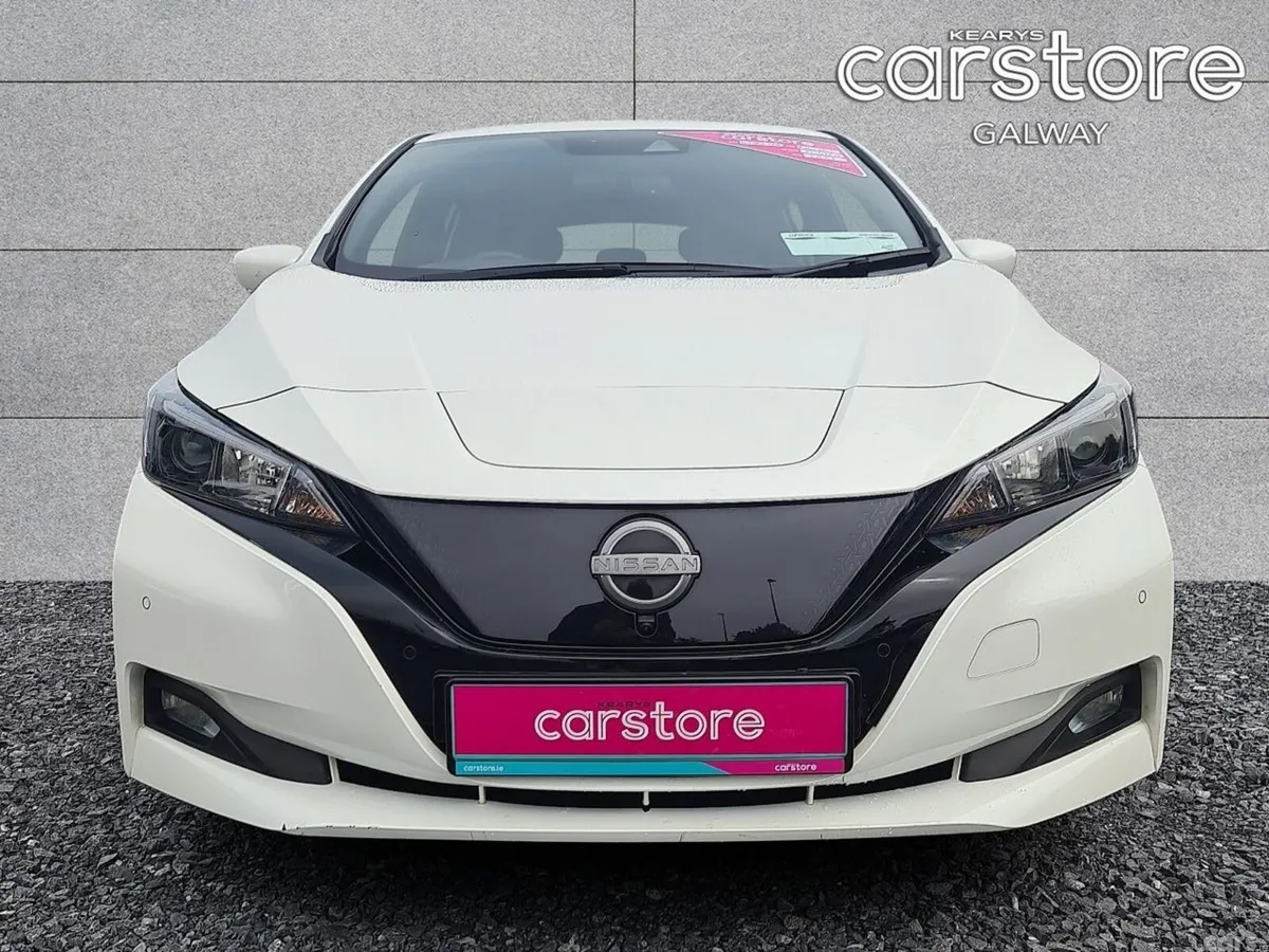 Nissan Leaf Hatchback, Electric, 2023, White