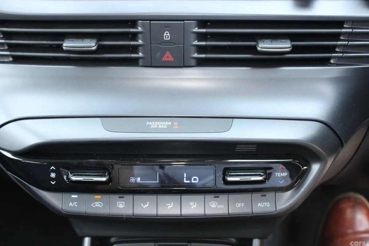 Hyundai Bayon Estate/Jeep, Petrol, 2026, Blue