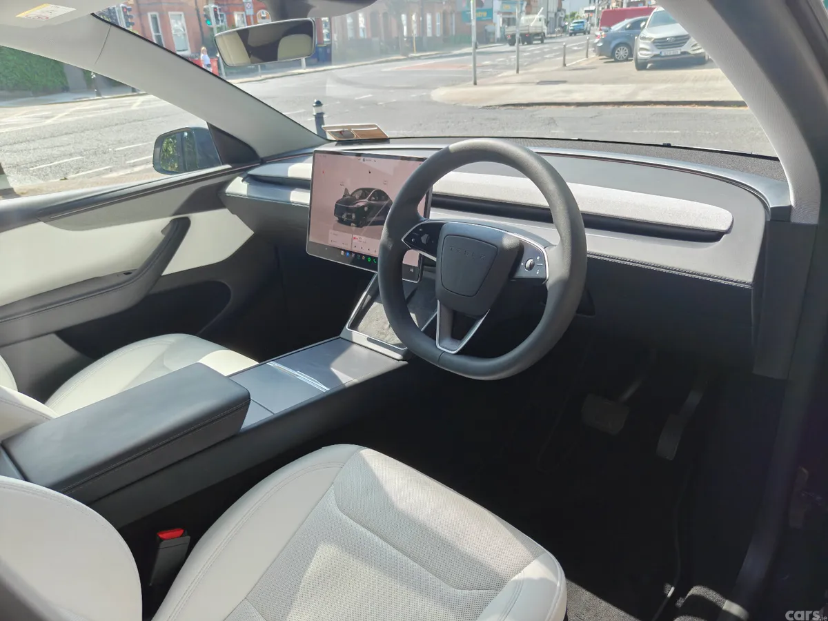 Tesla Model Y MPV, Electric, 2025, Grey