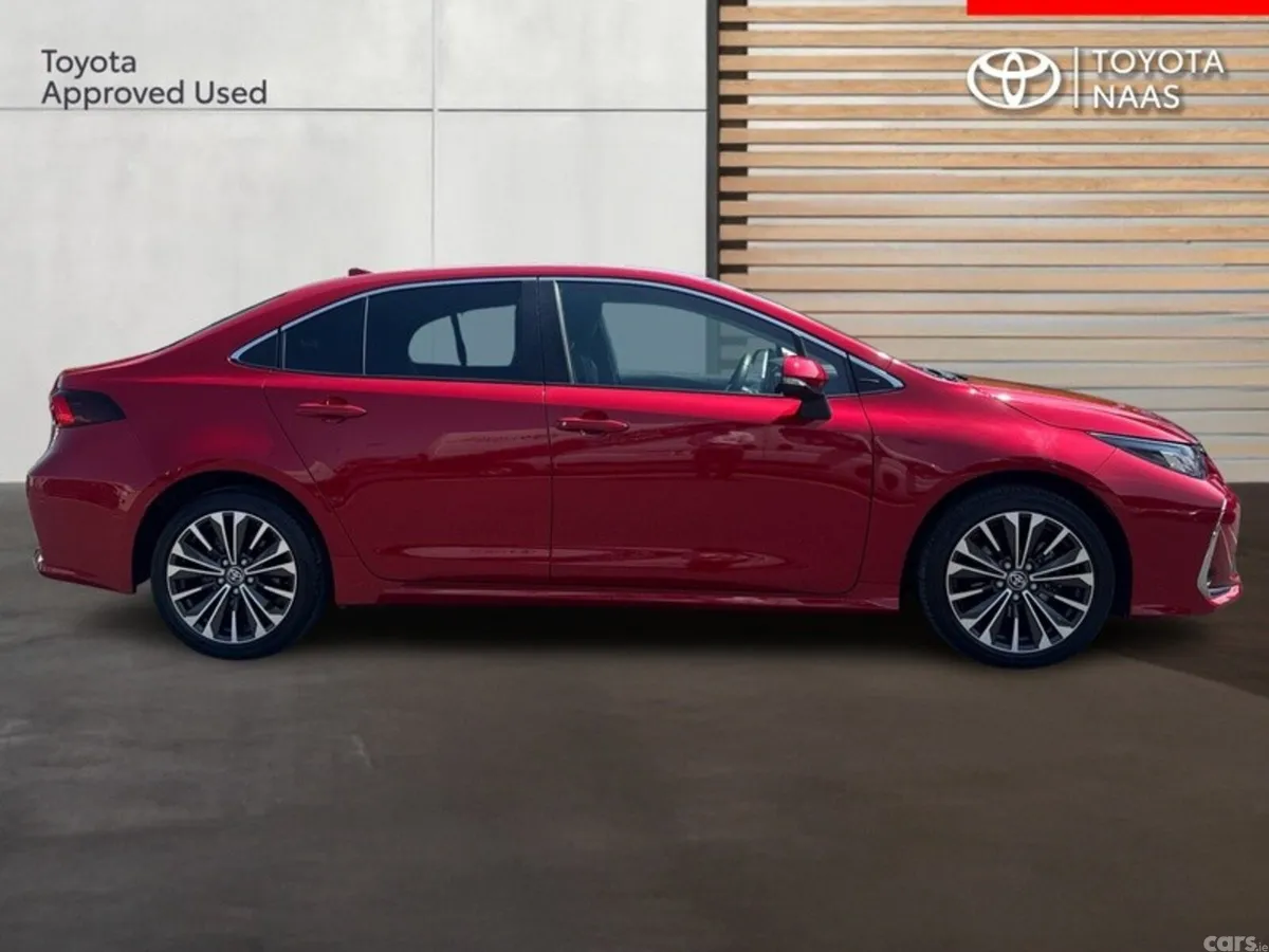 Toyota Corolla Saloon, Petrol Hybrid, 2023, Red