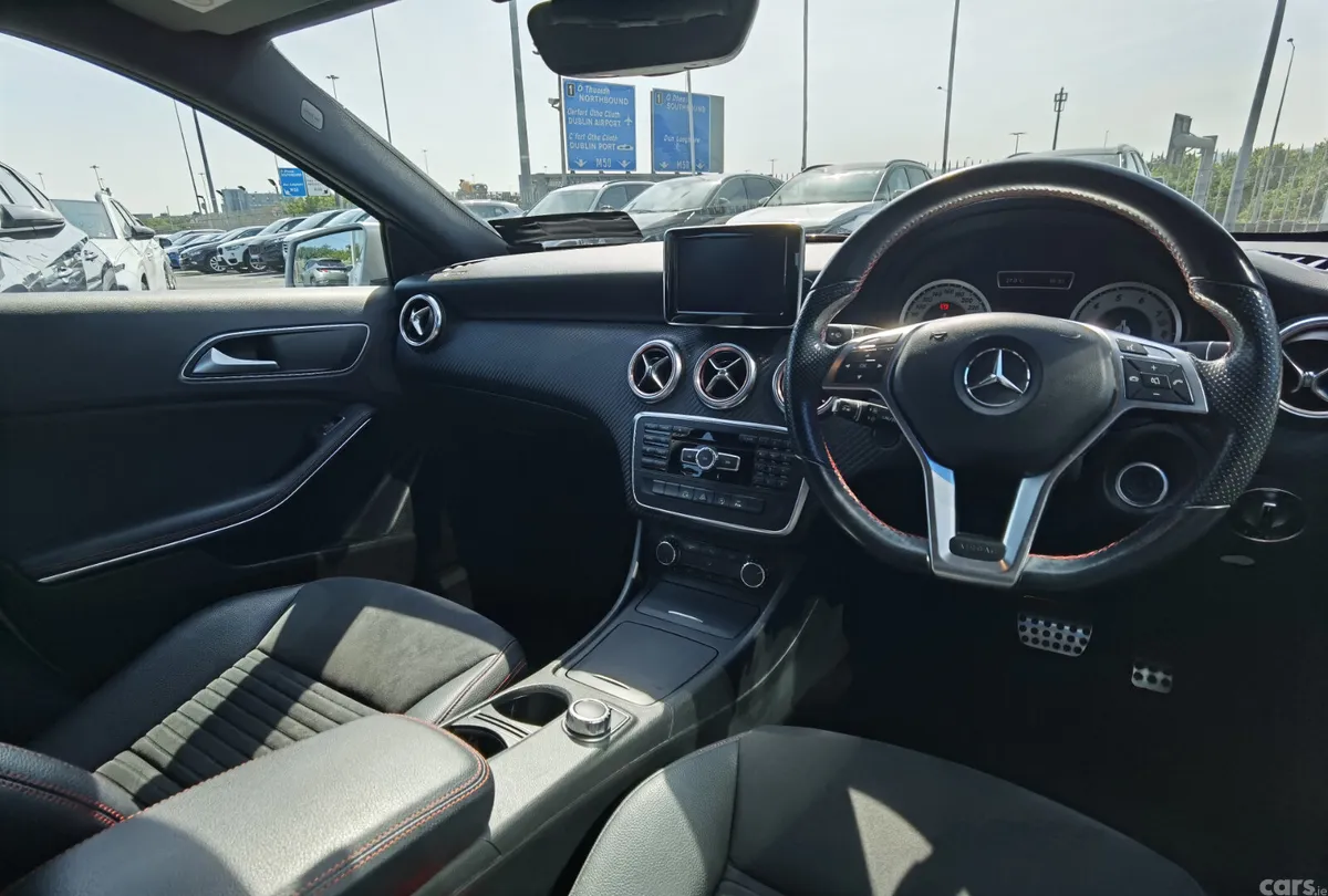 Mercedes-Benz A-Class Hatchback, Petrol, 2015, Silver
