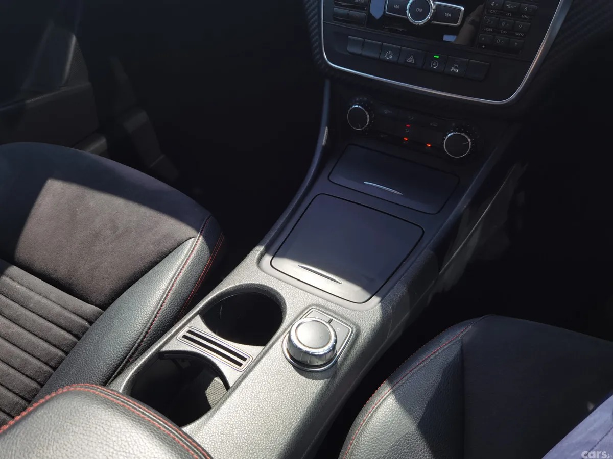 Mercedes-Benz A-Class Hatchback, Petrol, 2015, Silver