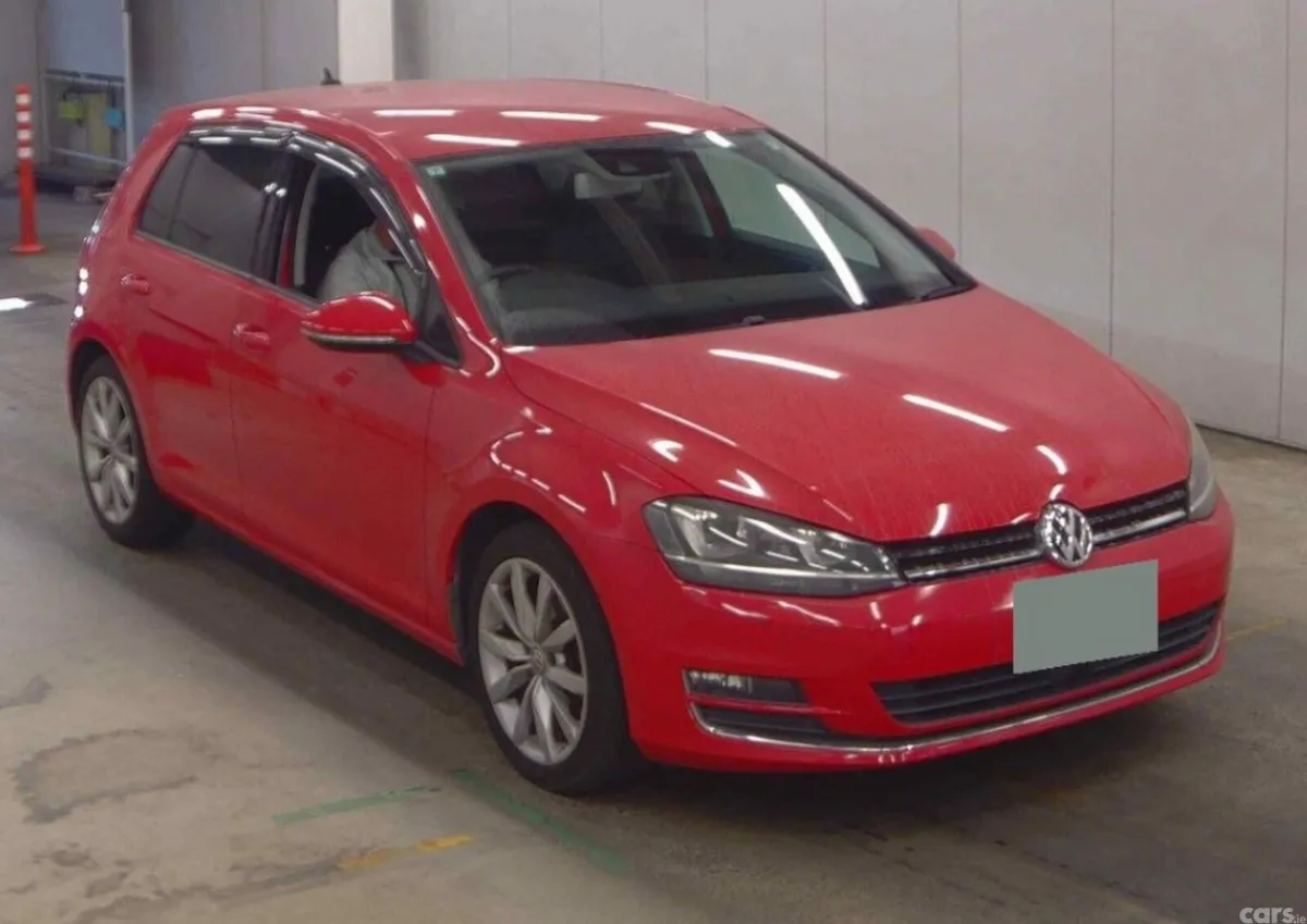 Volkswagen Golf Hatchback, Petrol, 2015, Red