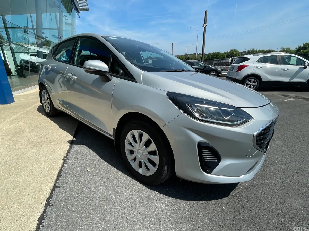 Ford Fiesta Hatchback, Petrol, 2022, Grey