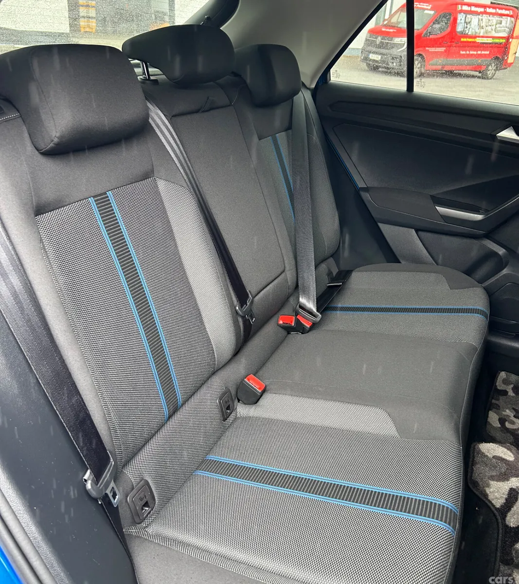 Volkswagen T-Roc SUV, Diesel, 2021, Blue