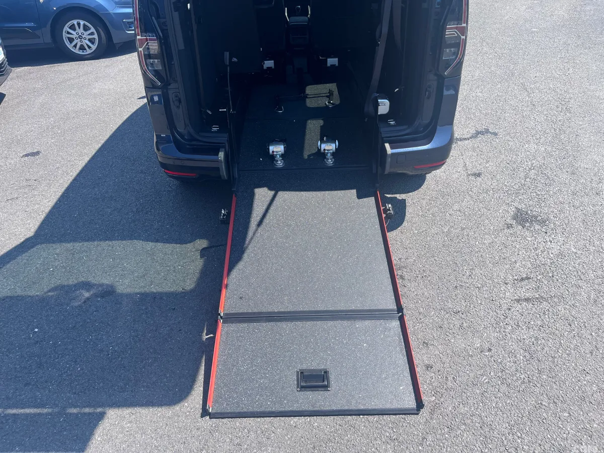 Volkswagen Caddy MPV, Diesel, 2024, Blue