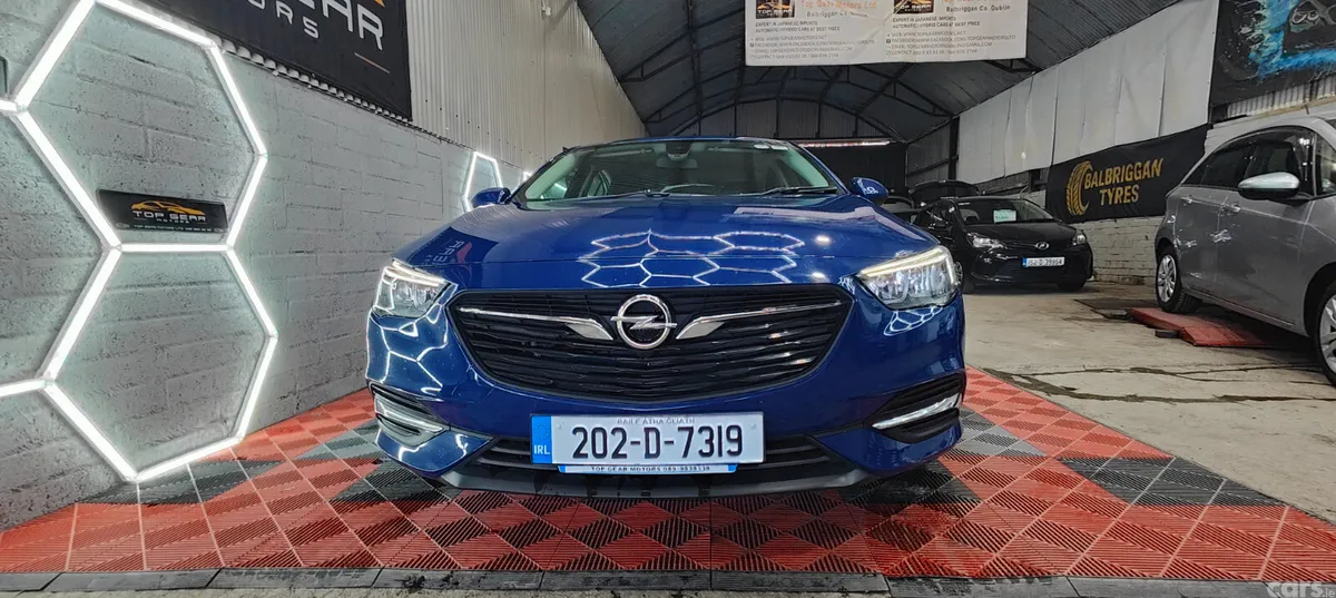 Opel Insignia Hatchback, Diesel, 2020, Blue