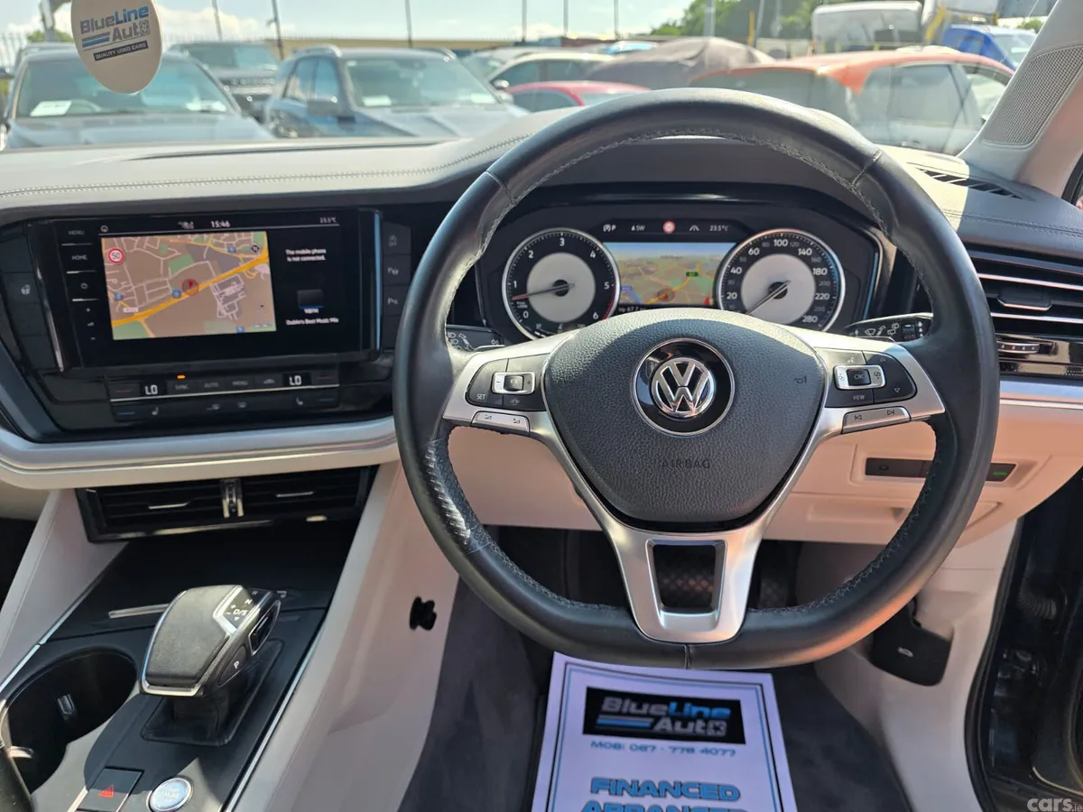 Volkswagen Touareg SUV, Diesel, 2020, Blue