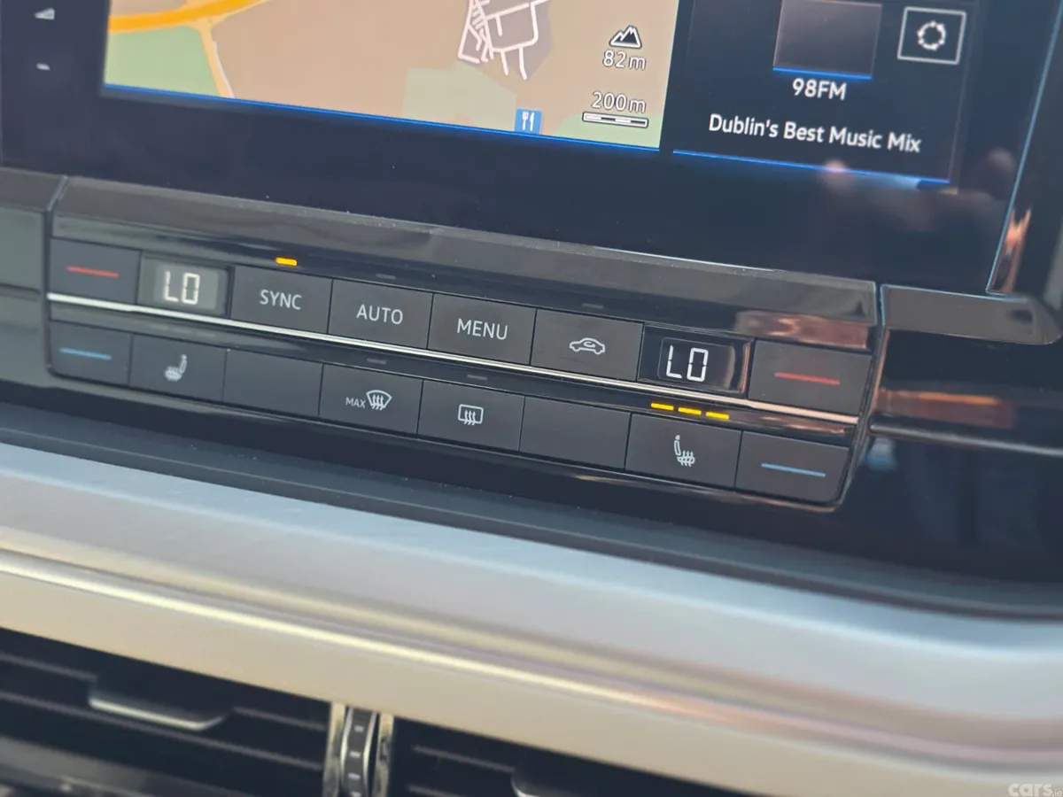 Volkswagen Touareg SUV, Diesel, 2020, Blue