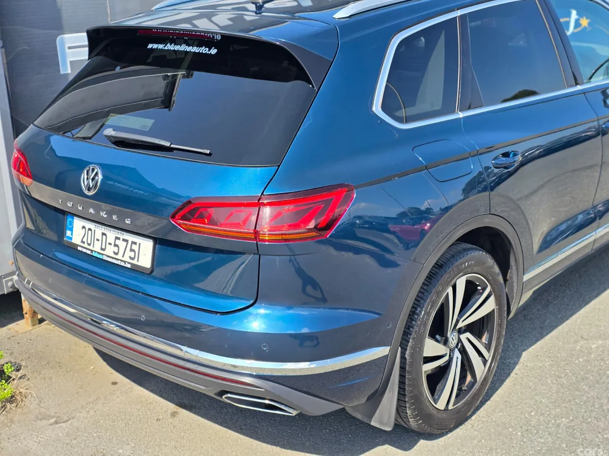 Volkswagen Touareg SUV, Diesel, 2020, Blue