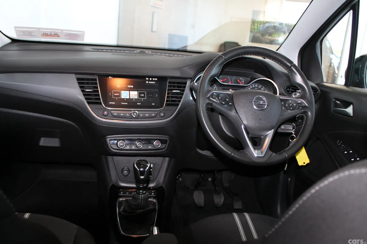 Opel Crossland SUV, Petrol, 2024, Red
