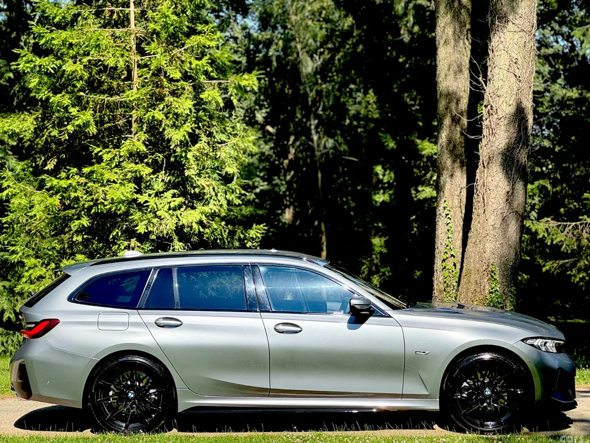 BMW 3-Series Estate/Jeep, Petrol Plug-in Hybrid, 2023, Grey