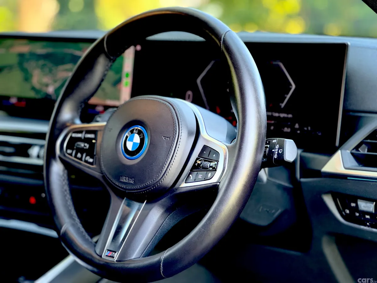 BMW 3-Series Estate/Jeep, Petrol Plug-in Hybrid, 2023, Grey