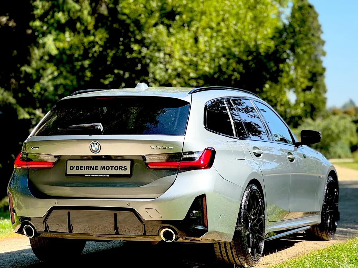 BMW 3-Series Estate/Jeep, Petrol Plug-in Hybrid, 2023, Grey