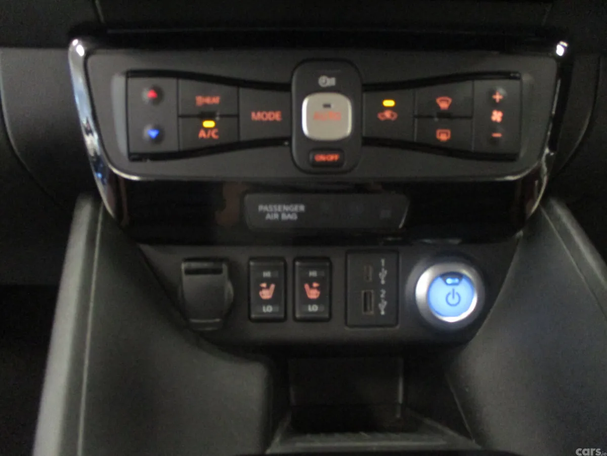 Nissan Leaf Hatchback, Electric, 2022, Red