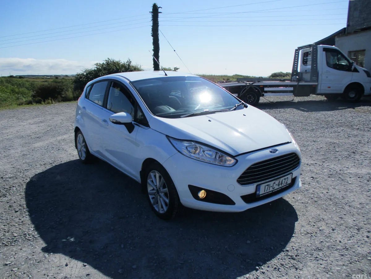 Ford Fiesta Hatchback, Petrol, 2017, White