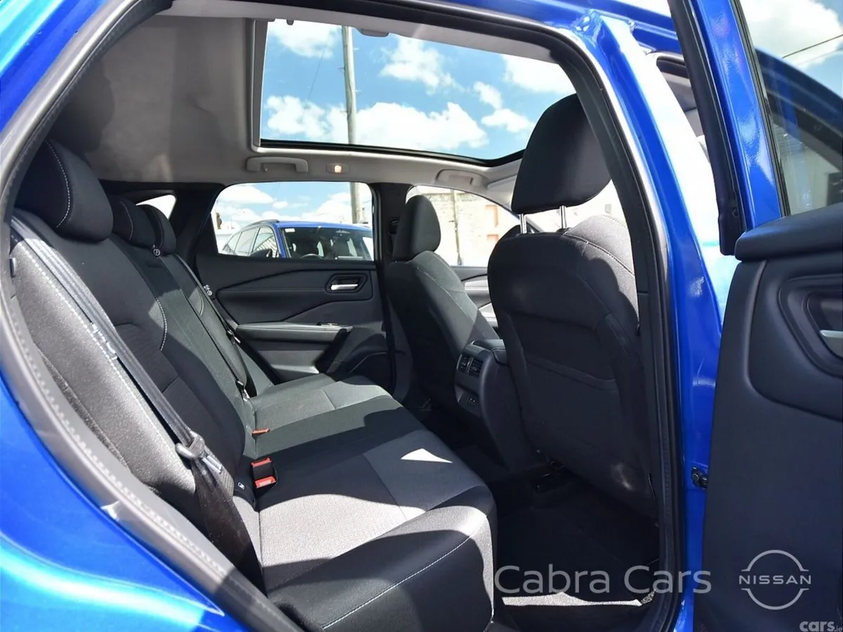 Nissan Qashqai SUV, Petrol Hybrid, 2022, Blue