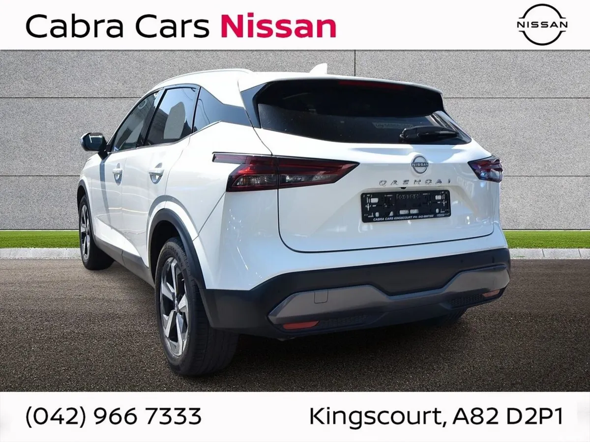 Nissan Qashqai SUV, Petrol Hybrid, 2024, White
