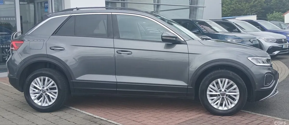 Volkswagen T-Roc SUV, Diesel, 2023, Grey