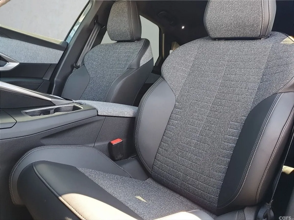 Peugeot 3008 SUV, Petrol, 2026, Blue