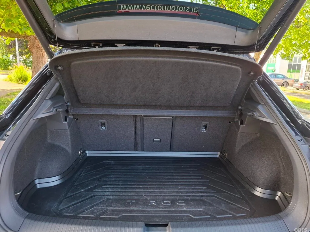 Volkswagen T-Roc SUV, Diesel, 2023, Black
