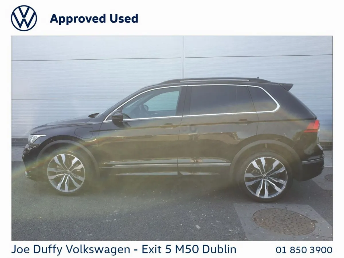 Volkswagen Tiguan SUV, Petrol Plug-in Hybrid, 2023, Black