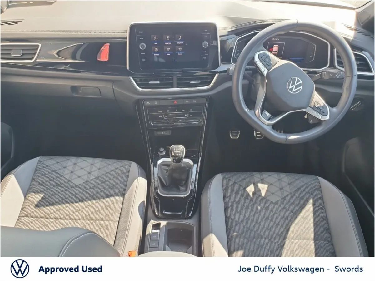 Volkswagen T-Roc SUV, Petrol, 2023, White