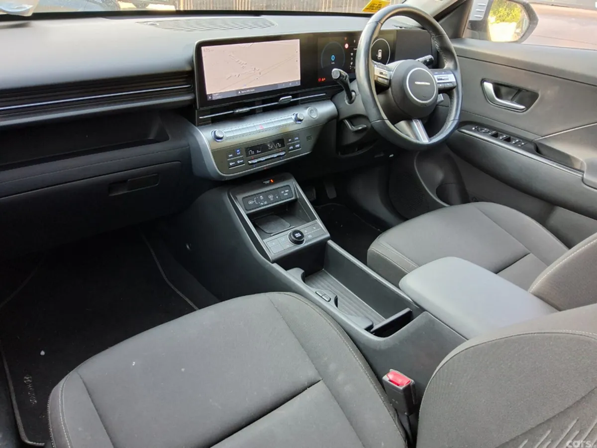 Hyundai KONA SUV, Electric, 2024, Silver