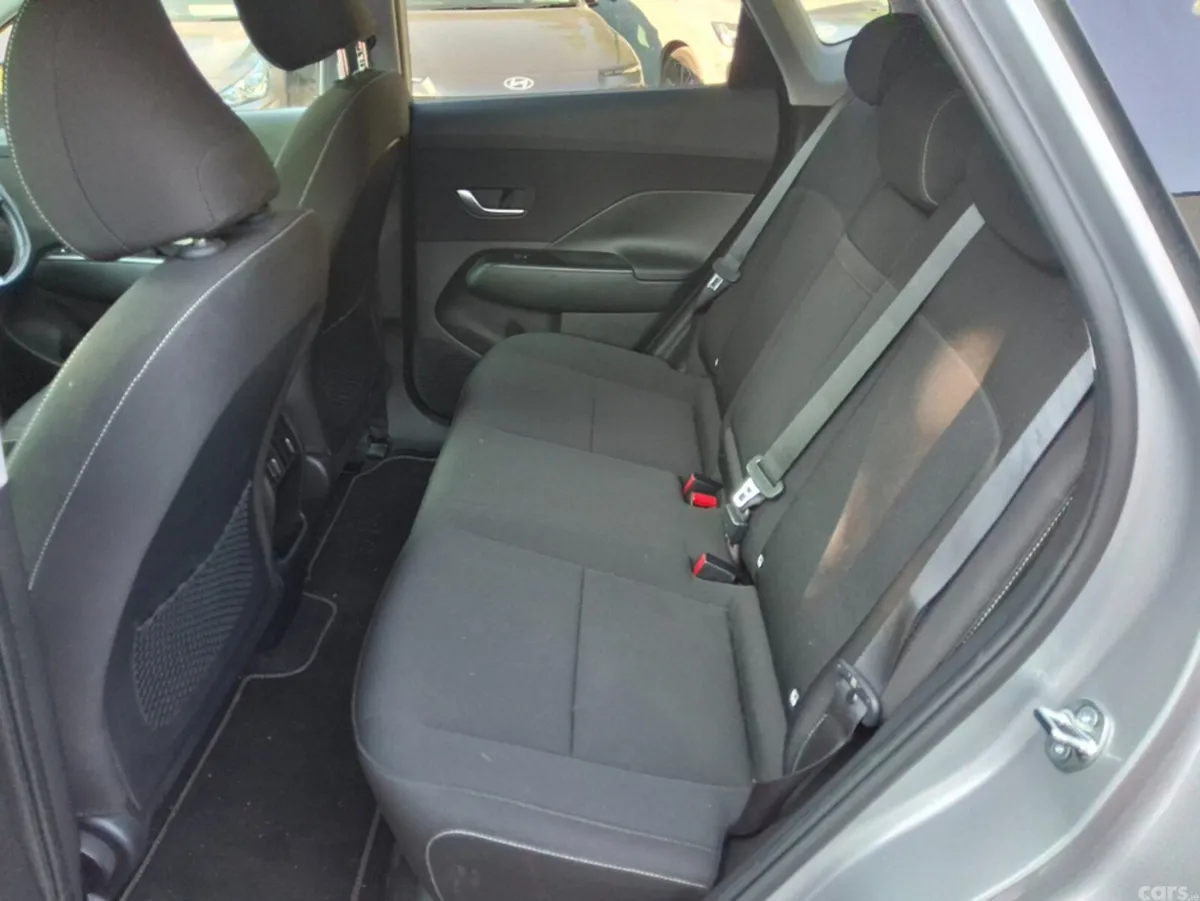 Hyundai KONA SUV, Electric, 2024, Silver