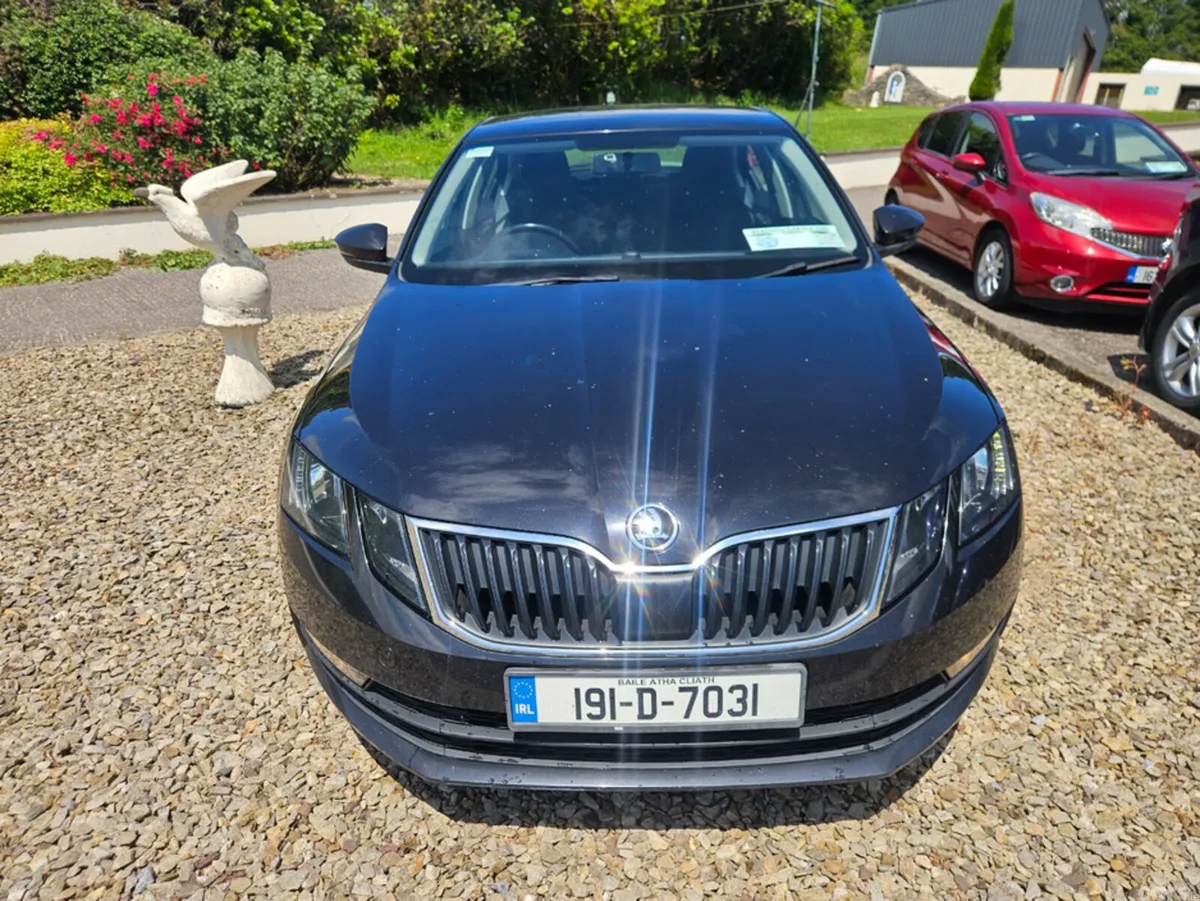 Skoda Octavia Hatchback, Diesel, 2019, Black