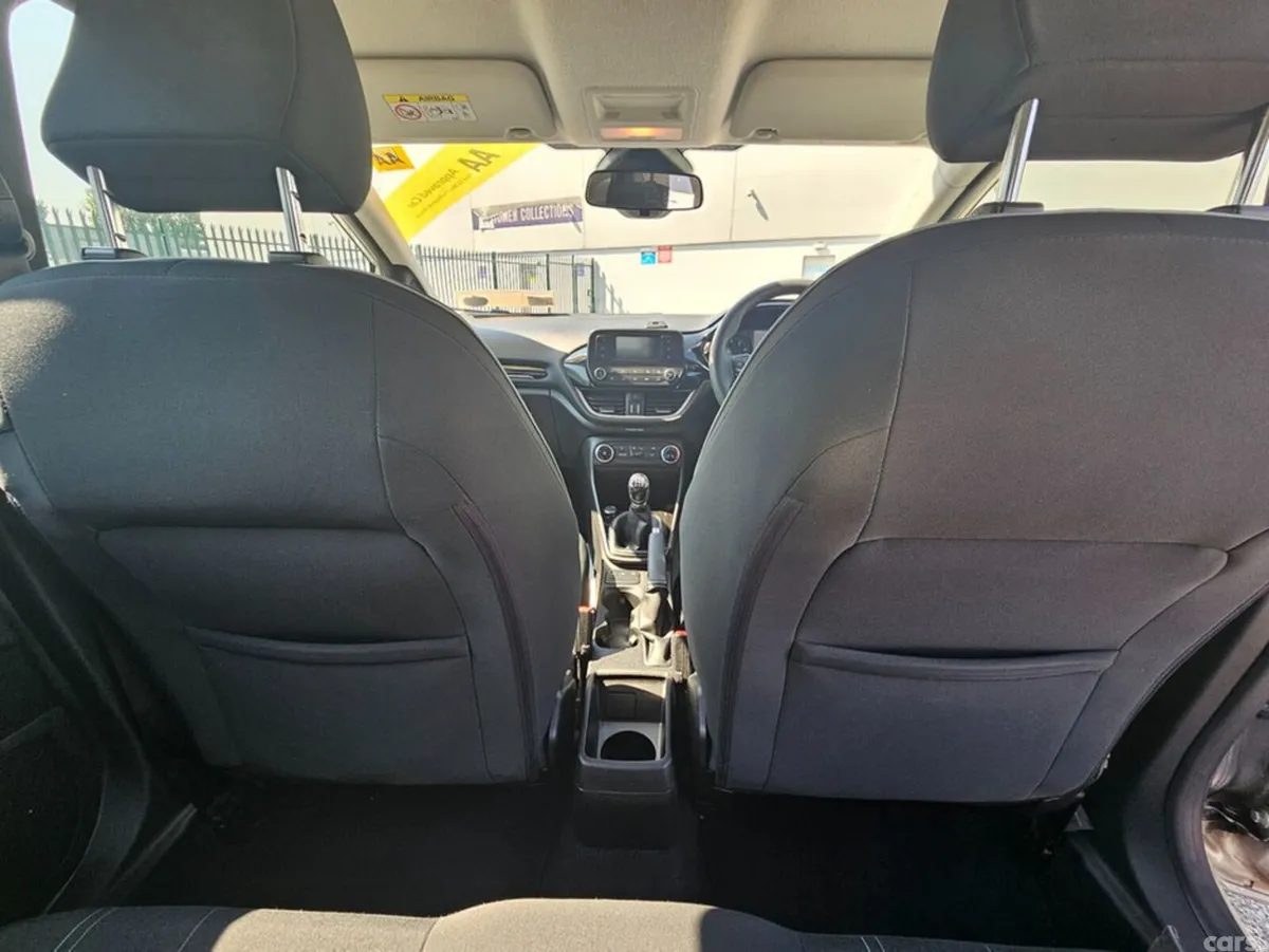 Ford Fiesta Hatchback, Petrol, 2018, Grey