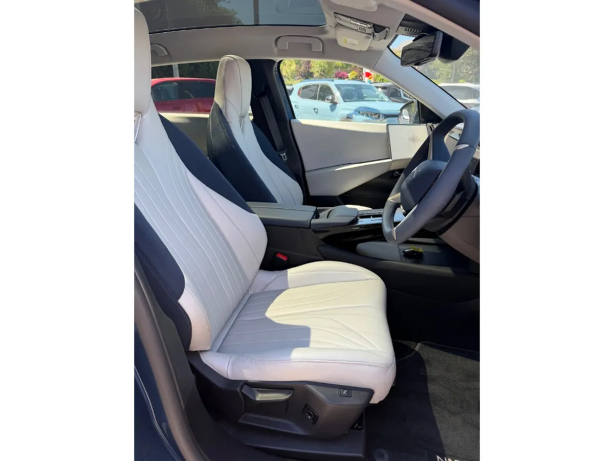 DS Automobiles Other SUV, Electric, 2026, Blue
