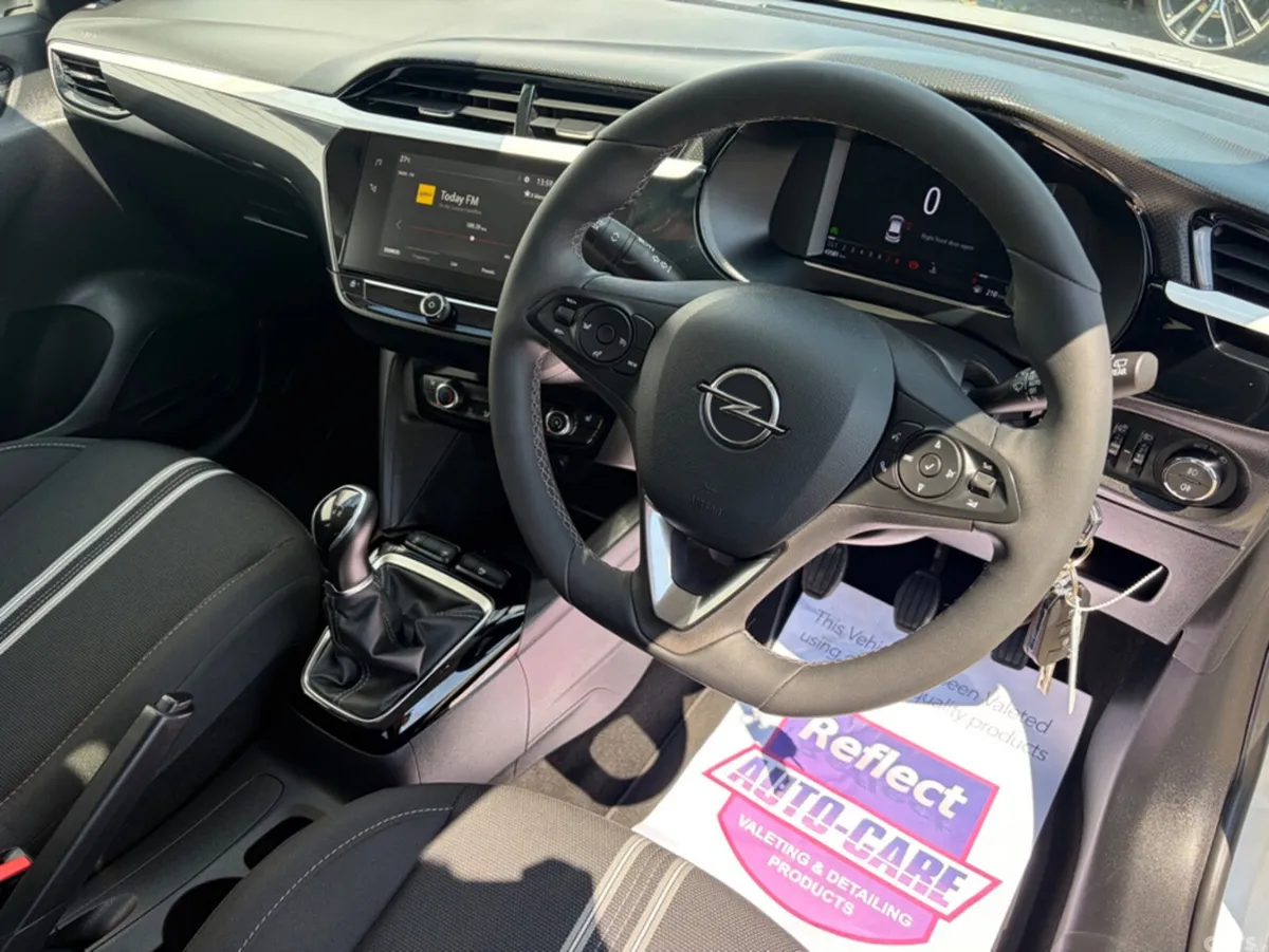 Opel Corsa Hatchback, Petrol, 2023, White