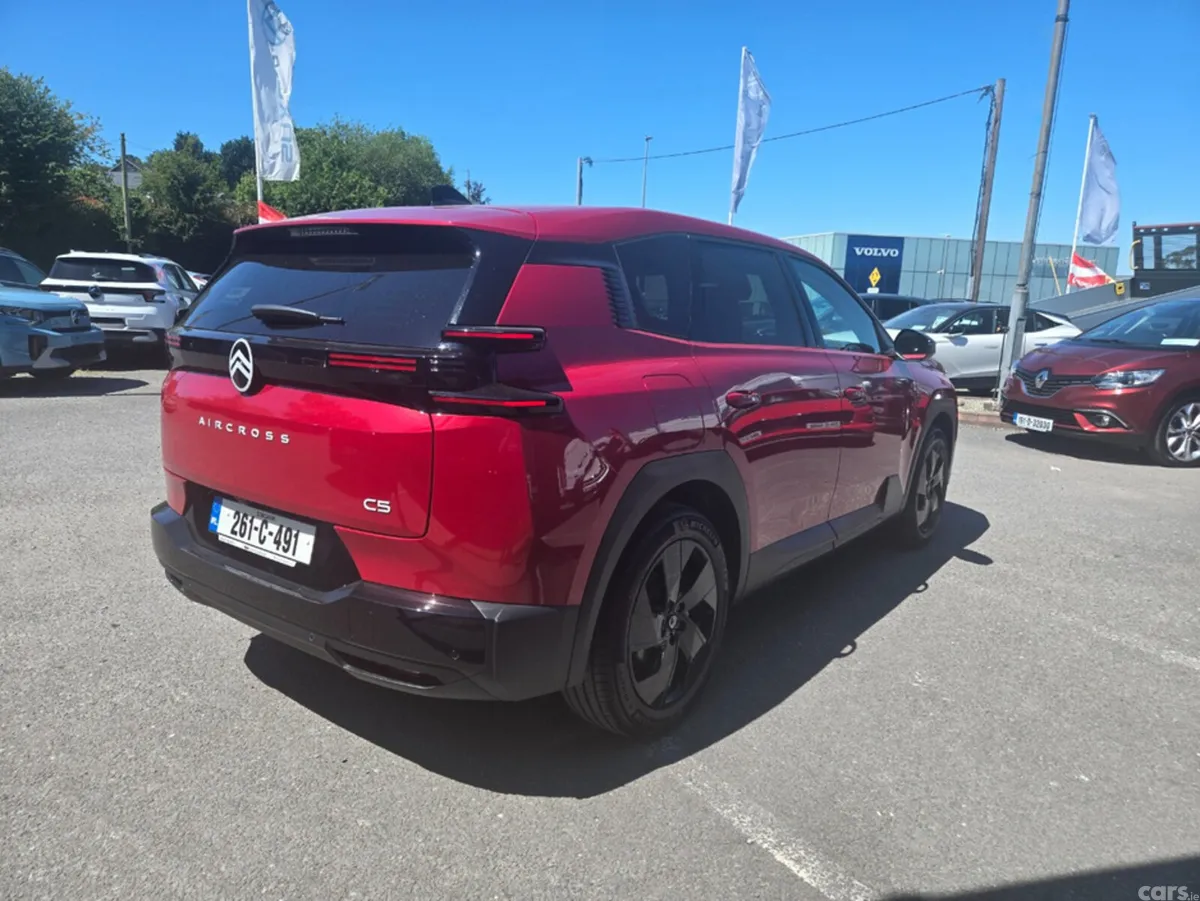 Citroen C5 Aircross MPV, Petrol Hybrid, 2026, Red
