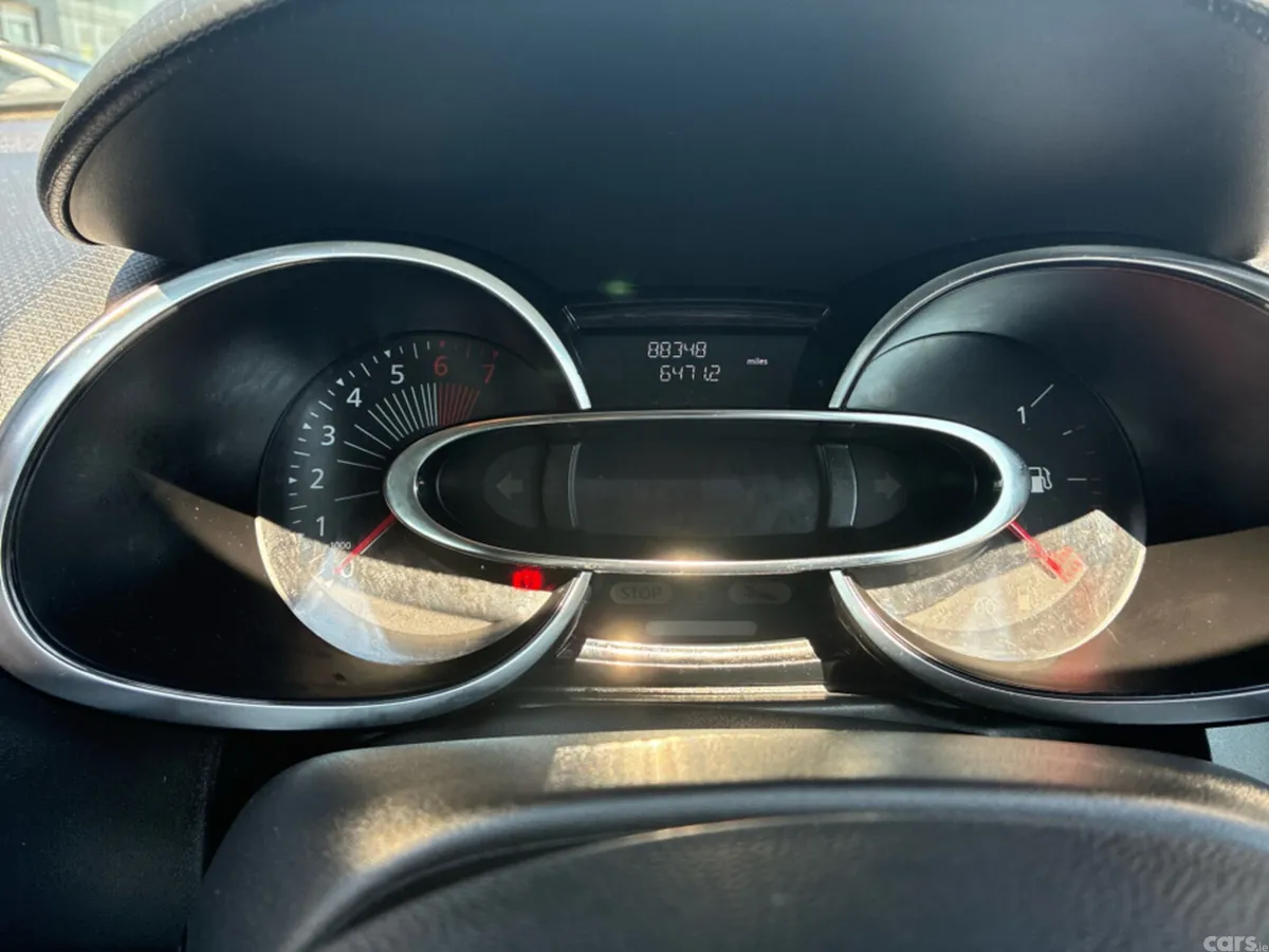 Renault Clio Hatchback, Petrol, 2016, Black
