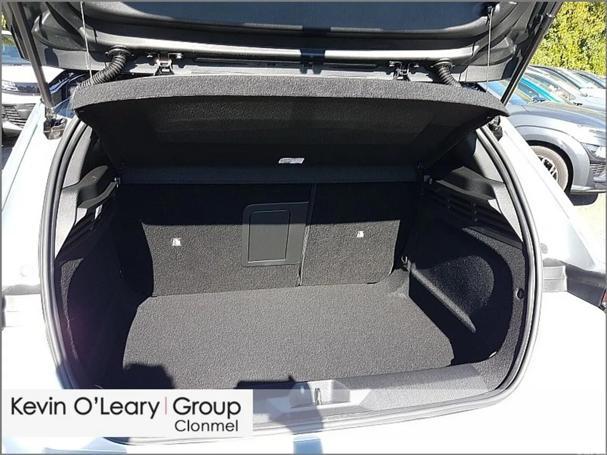 Opel Astra Hatchback, Diesel, 2026, Silver