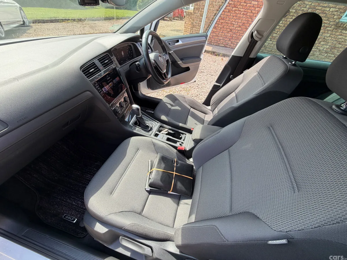 Volkswagen Golf Hatchback, Petrol, 2019, White