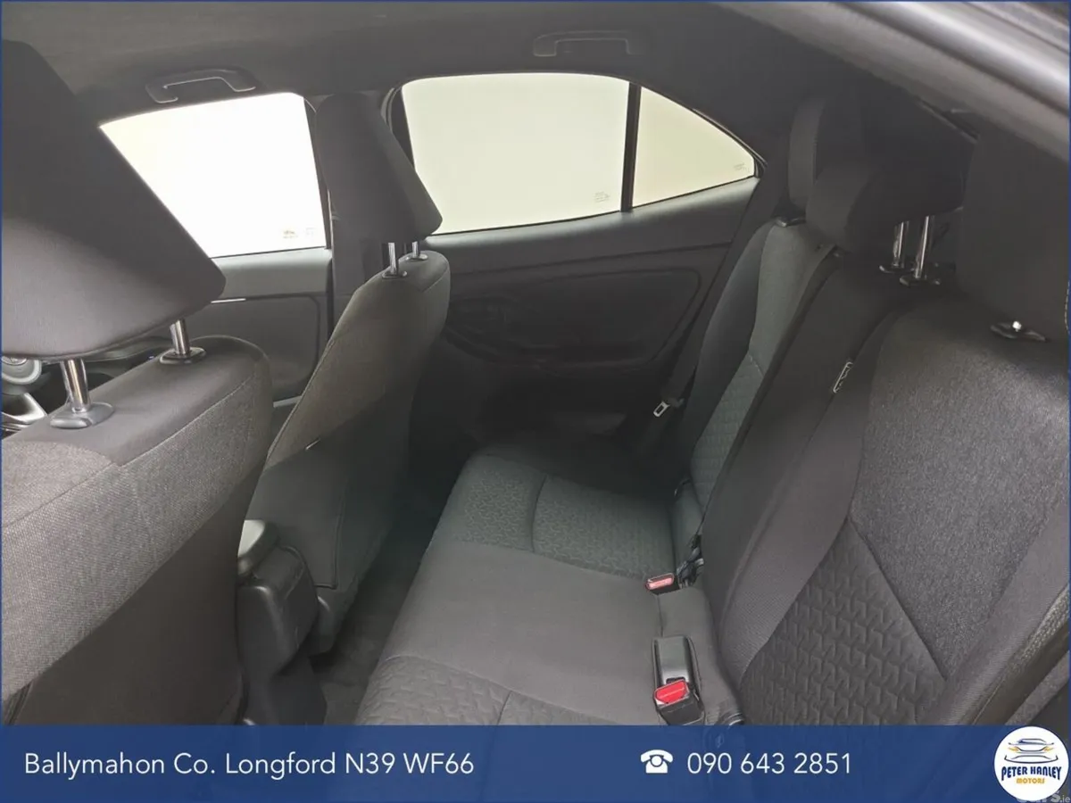 Toyota Yaris Cross SUV, Petrol Hybrid, 2023, Black