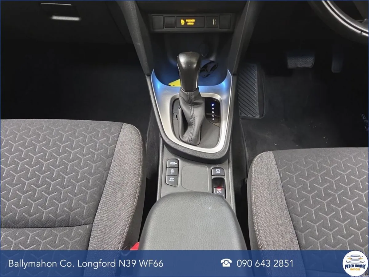 Toyota Yaris Cross SUV, Petrol Hybrid, 2023, Black