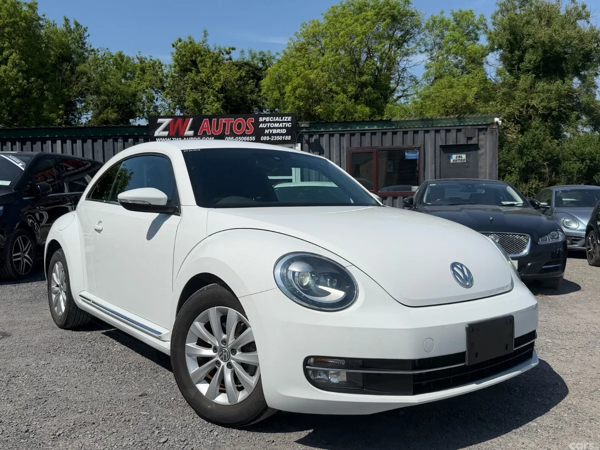 Volkswagen Beetle Coupe, Petrol, 2013, White
