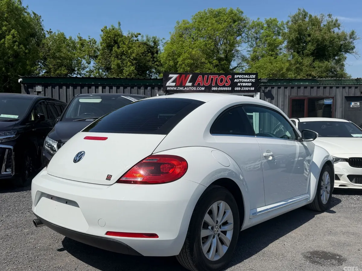 Volkswagen Beetle Coupe, Petrol, 2013, White