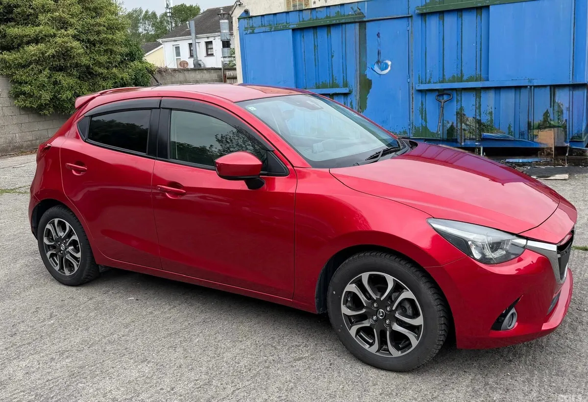 Mazda Demio Hatchback, Petrol, 2015, Red