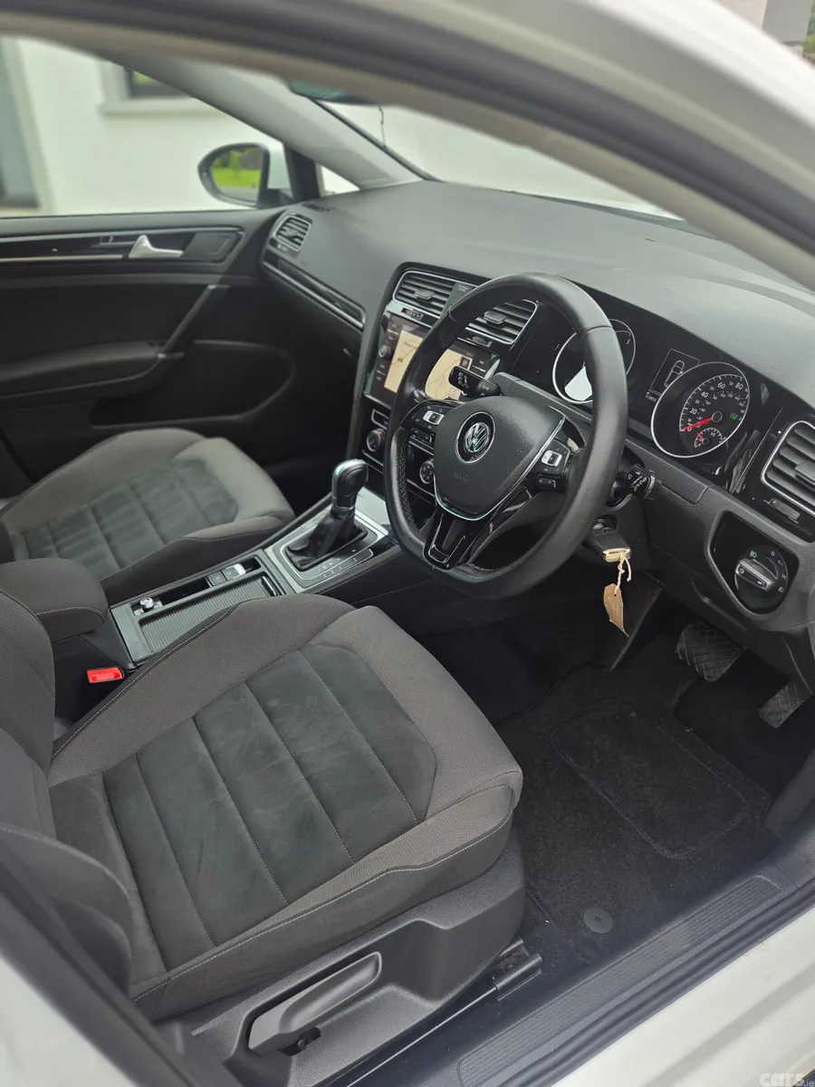 Volkswagen Golf Hatchback, Diesel, 2018, White