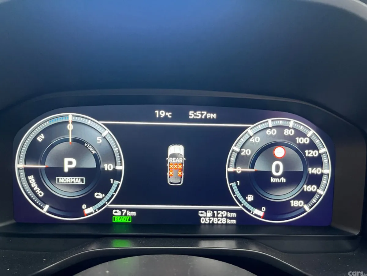 Mitsubishi Outlander SUV, Petrol Plug-in Hybrid, 2023, White